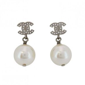 Pre Loved chanel Women Silver Earrings